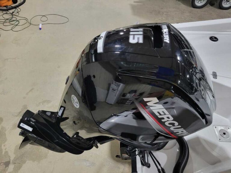 2024 Tahoe 200S US-BUJ32366F324 [photo 17]